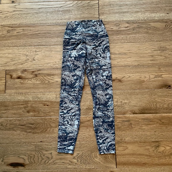 Lululemon Align Pant in Paisley Glaze Multi - Picture 10 of 11